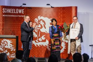 Dr. Adrian Zenz wird mit dem Menschenrechtspreis "Schneelöwe" ausgezeichnet. Foto: Tanja Brückner