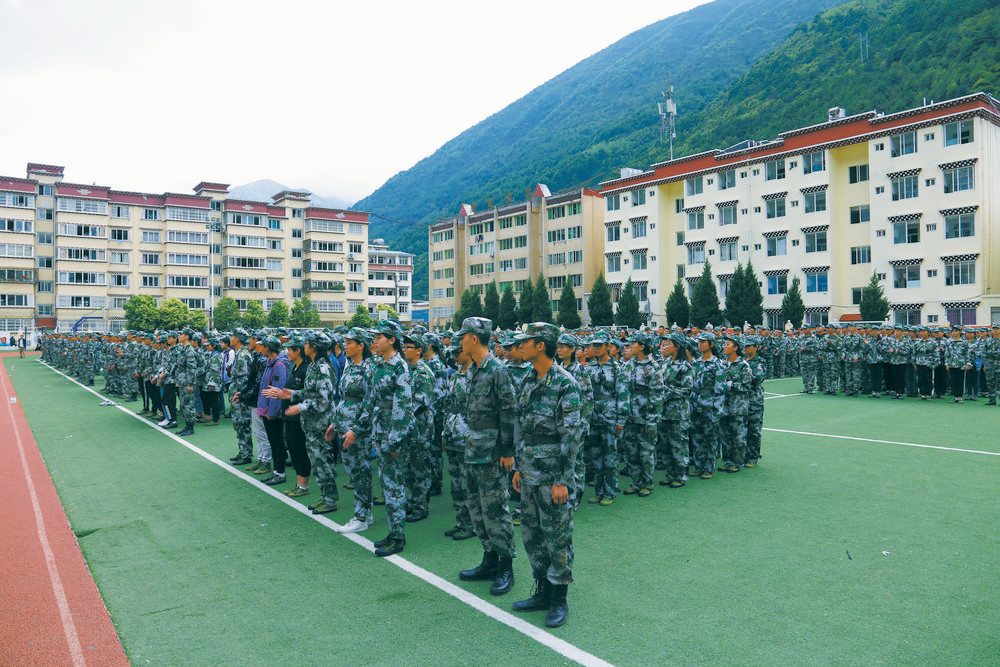 Militärtraining Kangding Oberschule 2021 Kbcmw.com